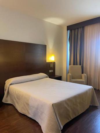 Imagen general del Hotel Complejo Leo 24H. Foto 7