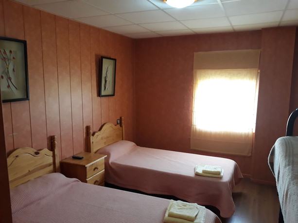 Imagen de la habitación del Hotel Complejo Recreativo Ba&ntilde;os del Sagrario. Foto 4