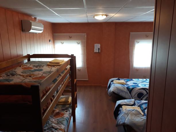Imagen de la habitación del Hotel Complejo Recreativo Ba&ntilde;os del Sagrario. Foto 7