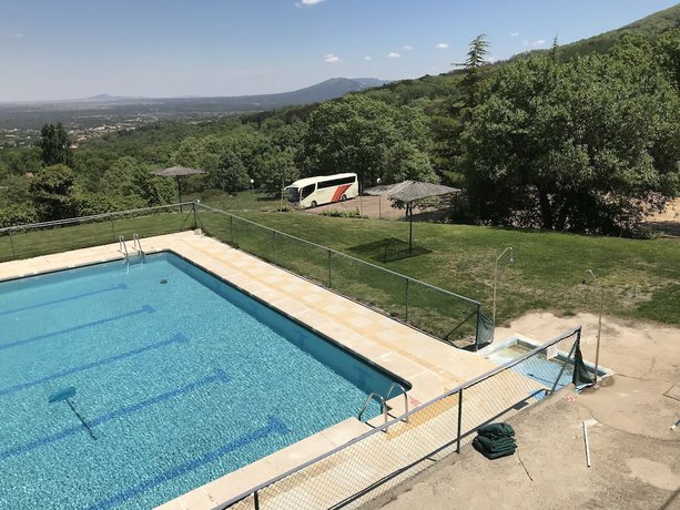 Imagen de la piscina del Hotel Complejo Recreativo Ba&ntilde;os del Sagrario. Foto 18