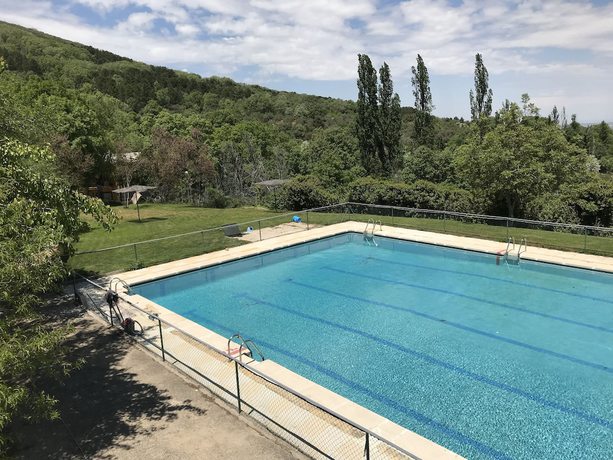 Imagen de la piscina del Hotel Complejo Recreativo Ba&ntilde;os del Sagrario. Foto 19