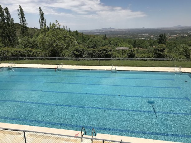 Imagen de la piscina del Hotel Complejo Recreativo Ba&ntilde;os del Sagrario. Foto 20