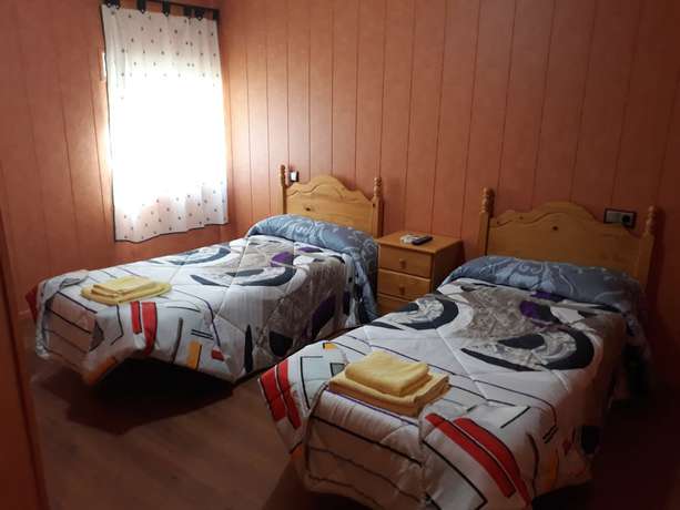 Imagen de la habitación del Hotel Complejo Recreativo Ba&ntilde;os del Sagrario. Foto 16