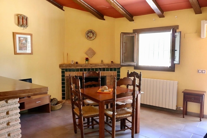 Imagen de la habitación del Hotel Complejo Rural Cortijo el Marqu&eacute;s. Foto 17