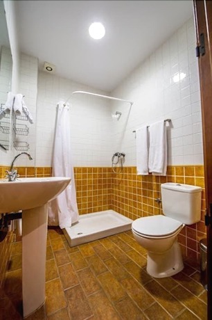 Imagen de la habitación del Hotel Complejo Rural La Venta del Charco. Foto 8