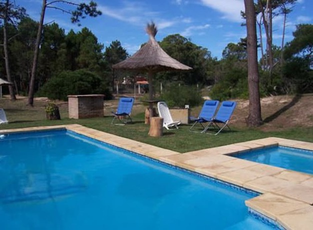 Imagen de la piscina del Hotel Complejo Tur&iacute;stico Piccola Marina. Foto 17