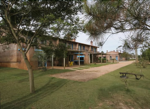 Imagen de los exteriores del Hotel Complejo Tur&iacute;stico Piccola Marina. Foto 14