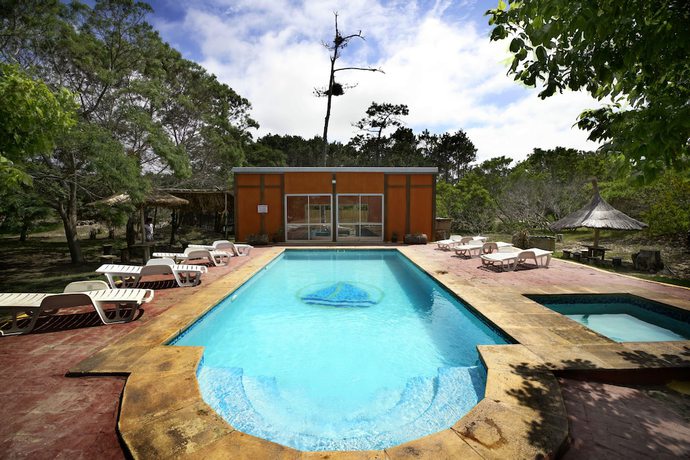 Imagen de la piscina del Hotel Complejo Tur&iacute;stico Piccola Marina. Foto 18