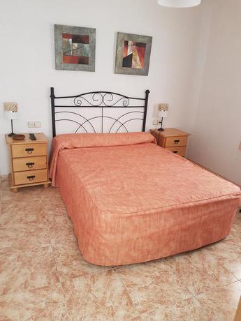 Imagen de la habitación del Hotel Complejo Turistico La Pinada. Foto 5