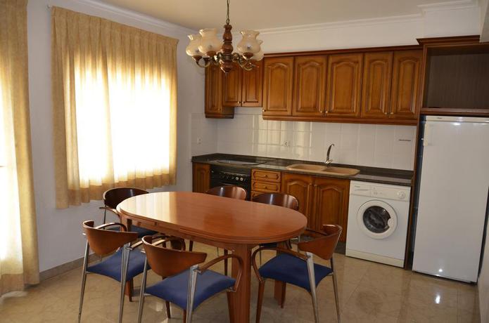 Imagen de la habitación del Hotel Complejo Turistico La Pinada. Foto 6