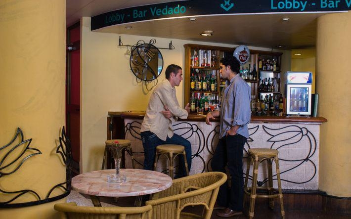 Imagen del bar/restaurante del Hotel Complejo Vedado - St. Johns. Foto 3