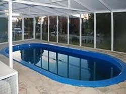 Imagen de la piscina del Hotel Complejo Villa Leufu. Foto 3