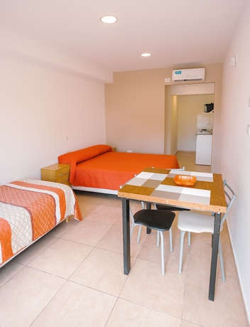 Imagen de la habitación del Hotel Complejo del Sol y Valle. Foto 7