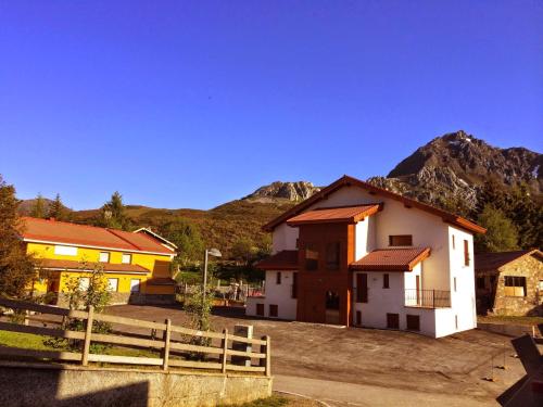 Imagen general del Hotel Complejoero La Bra&ntilde;a. Foto 17