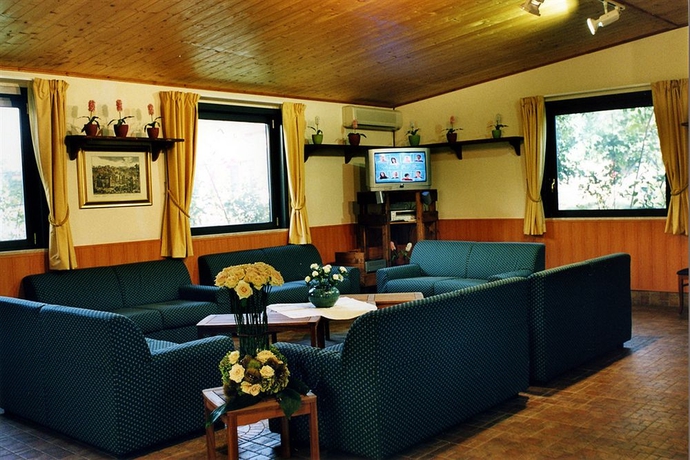 Imagen de los interiores del Hotel Complesso L'oasi. Foto 15