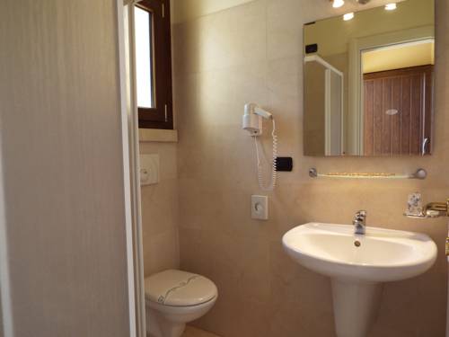 Imagen de la habitación del Hotel Complesso Turistico Alberghiero Delle Rose. Foto 7
