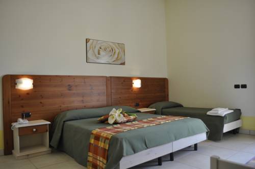 Imagen de la habitación del Hotel Complesso Turistico Alberghiero Delle Rose. Foto 10