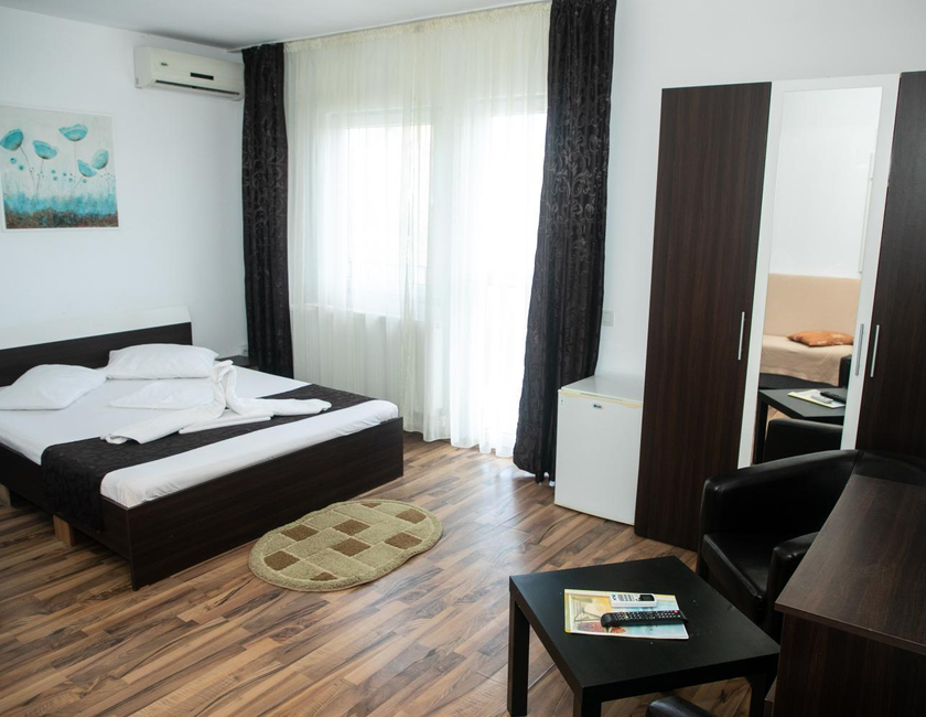 Imagen general del Hotel Complex Ambient Mamaia Nord. Foto 21