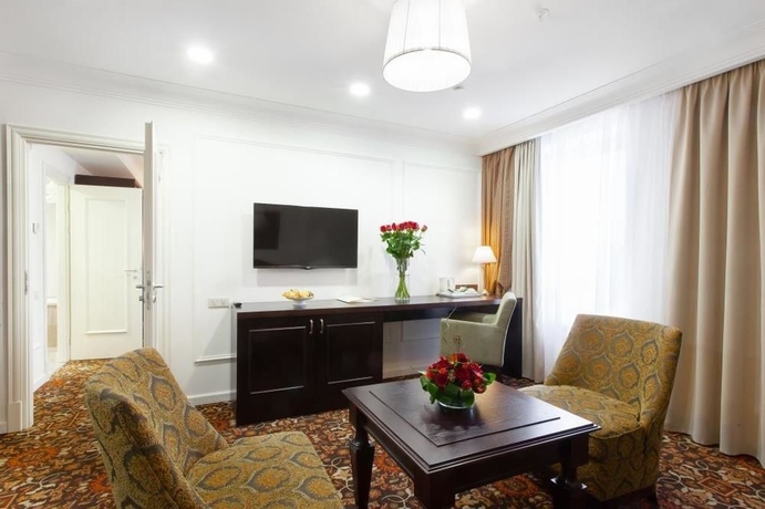 Imagen de los interiores del Hotel Complex Continental. Foto 15