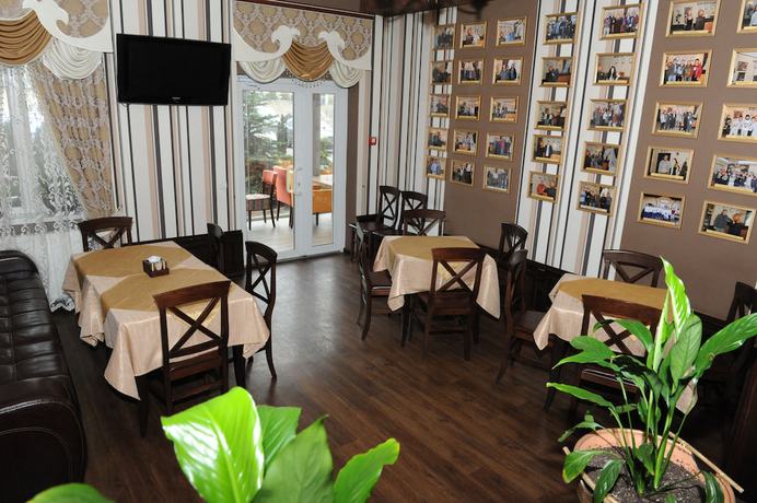 Imagen de los interiores del Hotel Complex Globus. Foto 18