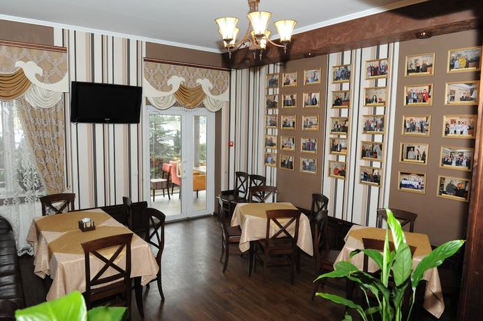 Imagen de los interiores del Hotel Complex Globus. Foto 19