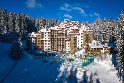 Imagen general del Hotel Complex Kamelia. Foto 13