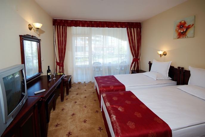 Imagen de la habitación del Hotel Complex Karolina. Foto 5