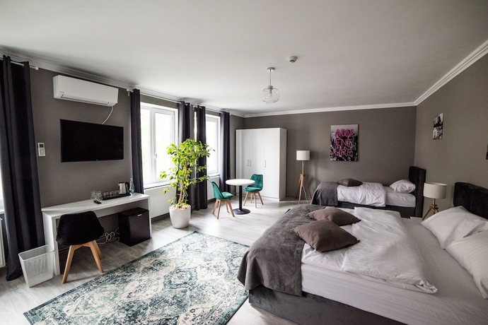 Imagen de la habitación del Hotel Complex Living. Foto 3