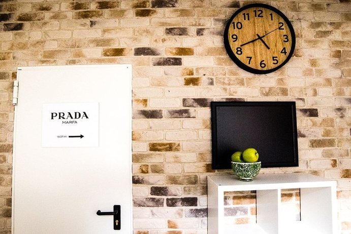 Imagen de los interiores del Hotel Complex Living. Foto 16