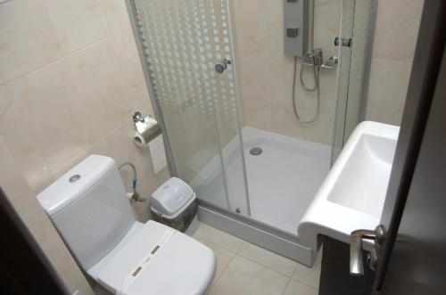 Imagen de la habitación del Hotel Complex Parc Pini Moinesti. Foto 6