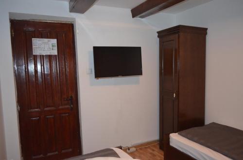 Imagen de la habitación del Hotel Complex Parc Pini Moinesti. Foto 9