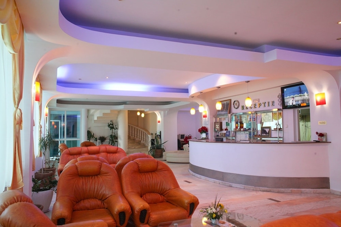 Imagen de los interiores del Hotel Complex Turistic Cornul Vanatorului. Foto 19