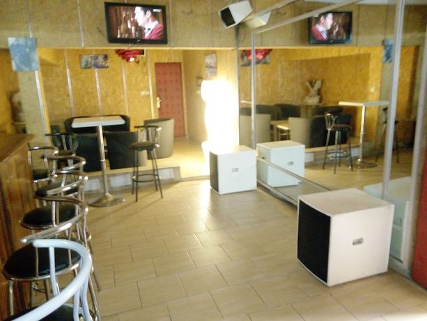 Imagen del bar/restaurante del Hotel Complexe H&ocirc;telier Asthoria palace. Foto 5