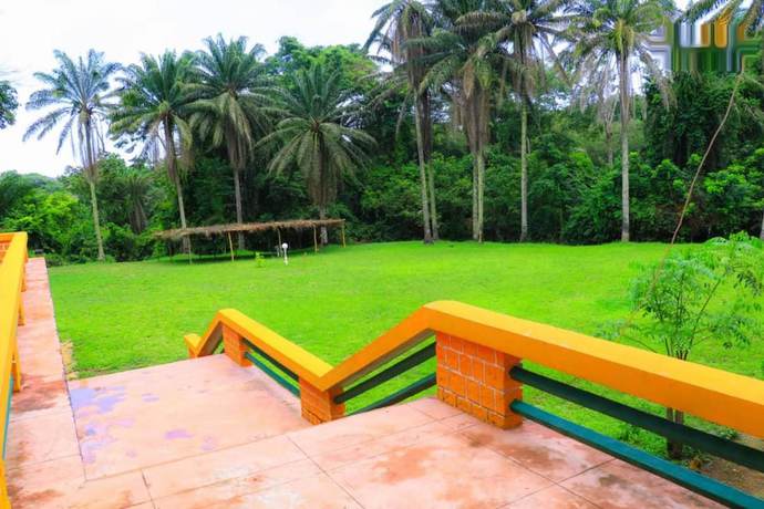 Imagen de los exteriores del Hotel Complexe H&ocirc;telier Food And Business. Foto 18