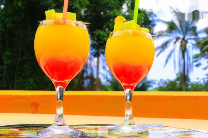 Imagen del bar/restaurante del Hotel Complexe H&ocirc;telier Food And Business. Foto 6