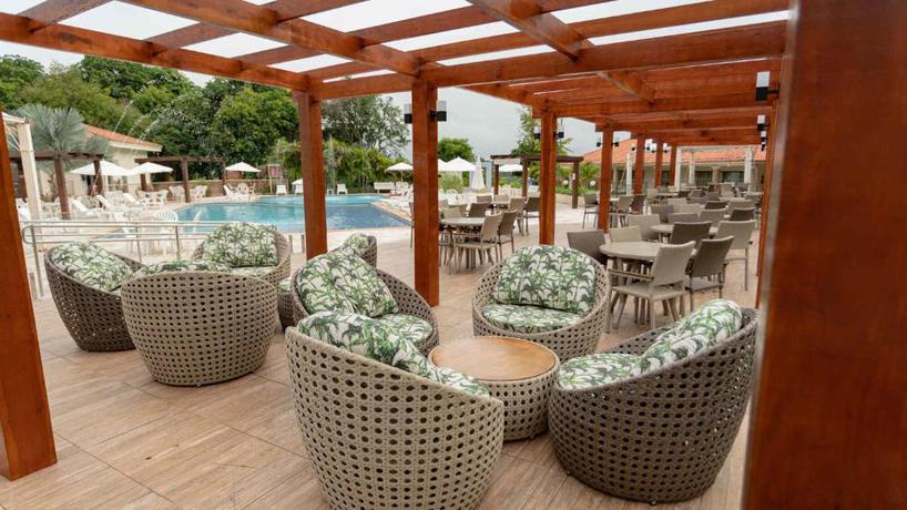 Imagen de los exteriores del Hotel Complexo Eco Cataratas Resort by San Juan. Foto 14