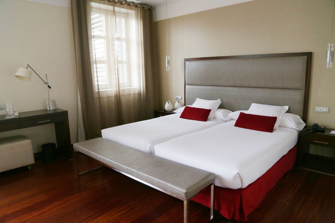 Imagen de la habitación del Hotel Compostela, Santiago de Compostela. Foto 7