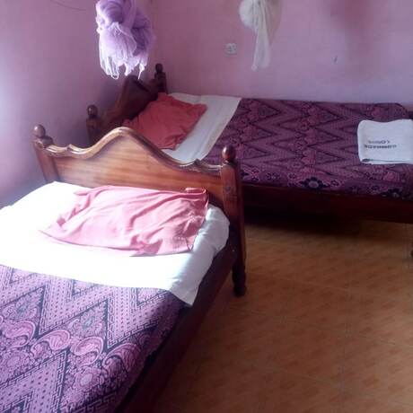 Imagen de la habitación del Hotel Comrade Lodge. Foto 17
