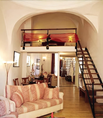 Imagen de la habitación del Hotel Comte Tallaferro. Foto 6