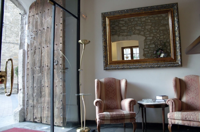 Imagen de los interiores del Hotel Comte Tallaferro. Foto 9