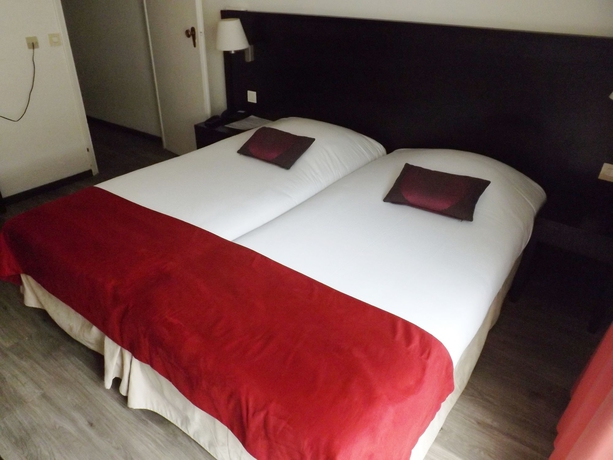 Imagen de la habitación del Hotel Comt&eacute; De Nice, BEAULIEU SUR MER. Foto 4