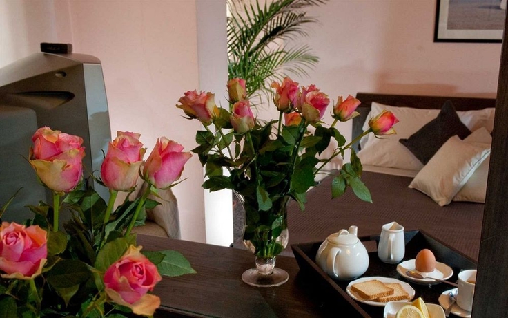 Imagen de la habitación del Hotel Comtur. Foto 4