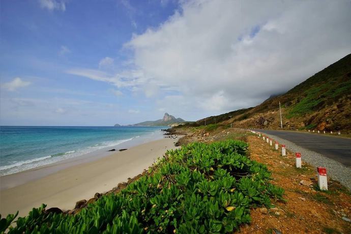 Imagen de los exteriores del Hotel Con Son City. Foto 16