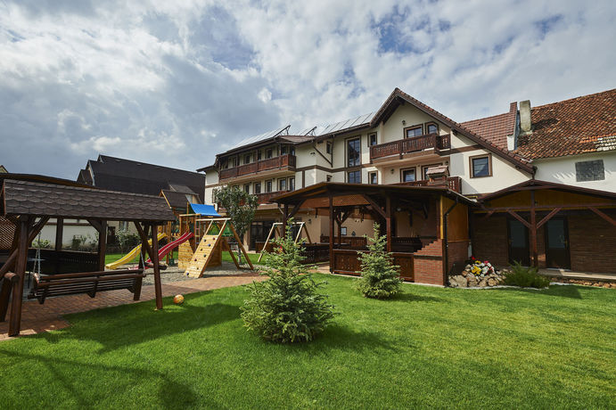 Imagen de los exteriores del Hotel Conacul Ambient. Foto 9