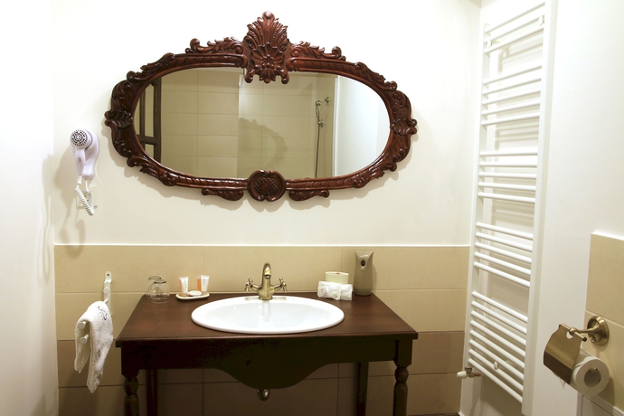Imagen de la habitación del Hotel Conacul Lilium. Foto 5