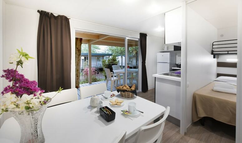 Imagen general del Hotel Conca d\'Oro Camping and Lodge. Foto 6