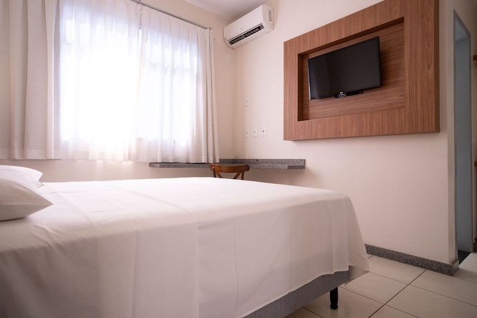 Imagen de la habitación del Hotel Concei&ccedil;&atilde;o. Foto 3