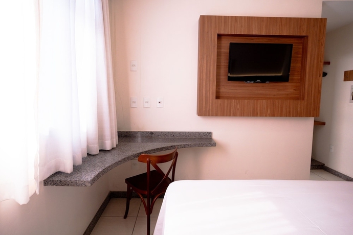Imagen de la habitación del Hotel Concei&ccedil;&atilde;o. Foto 9