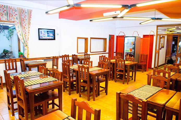 Imagen del bar/restaurante del Hotel Concept Bariloche. Foto 7