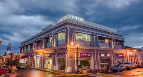 Imagen general del Hotel Concept, Zamora de Hidalgo. Foto 1